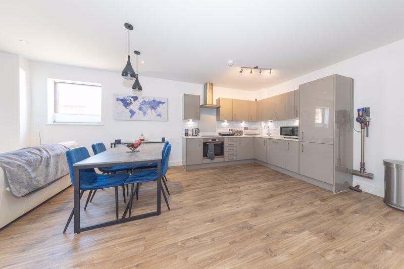 Apartment in St Albans - View 5