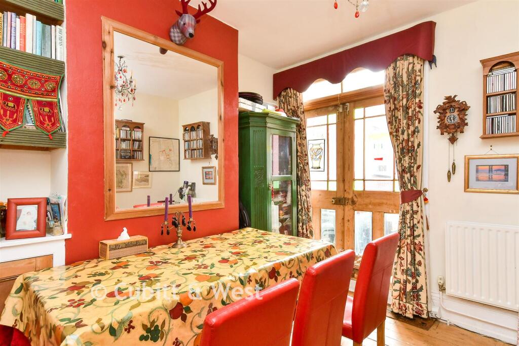 House in Brighton - View 5