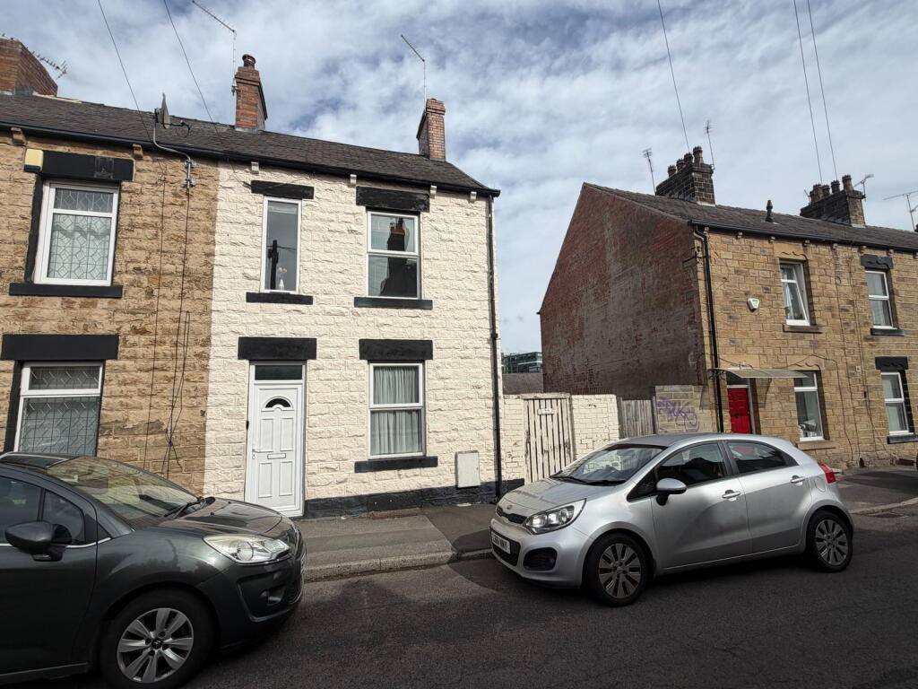House in Barnsley, South Yorkshire - View 2