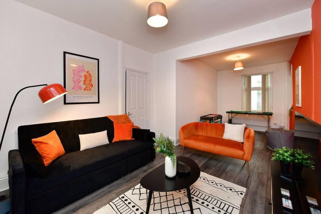 Main image of property: Vincent Street, Swansea, SA1 3TZ