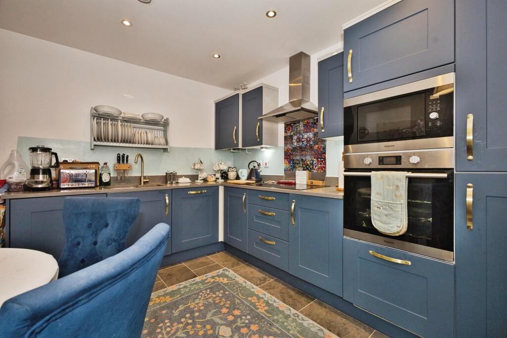 Additional image 3 of Uppingstock Road, Glastonbury