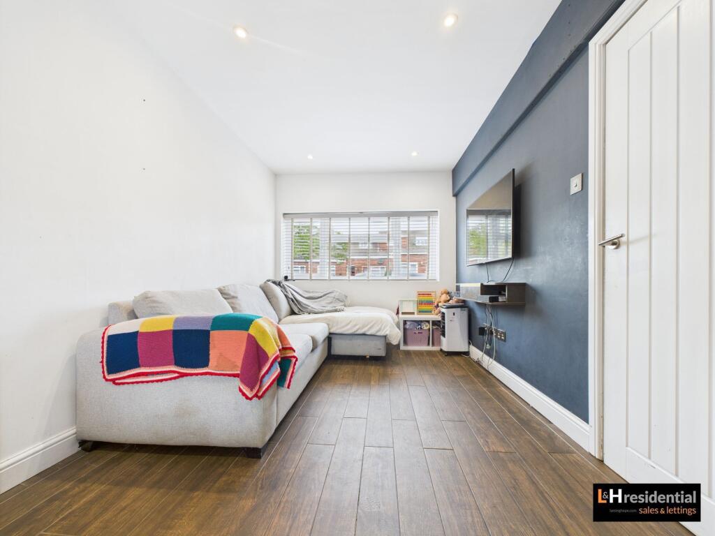 Tallis Way, Borehamwood, WD6 photo 3