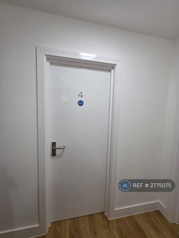 1 bedroom flat share for rent