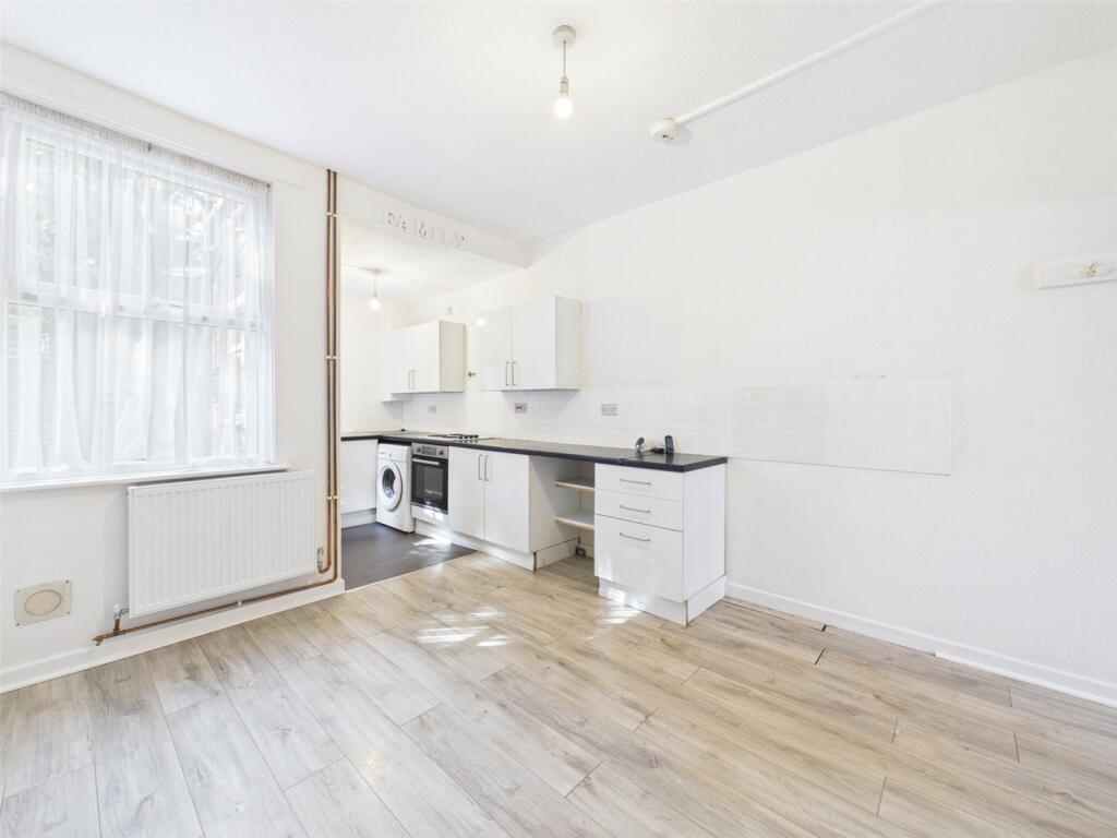 House in Nottingham, Sherwood - View 5