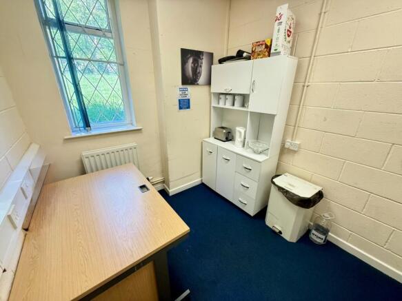Shared Kitchen (2)