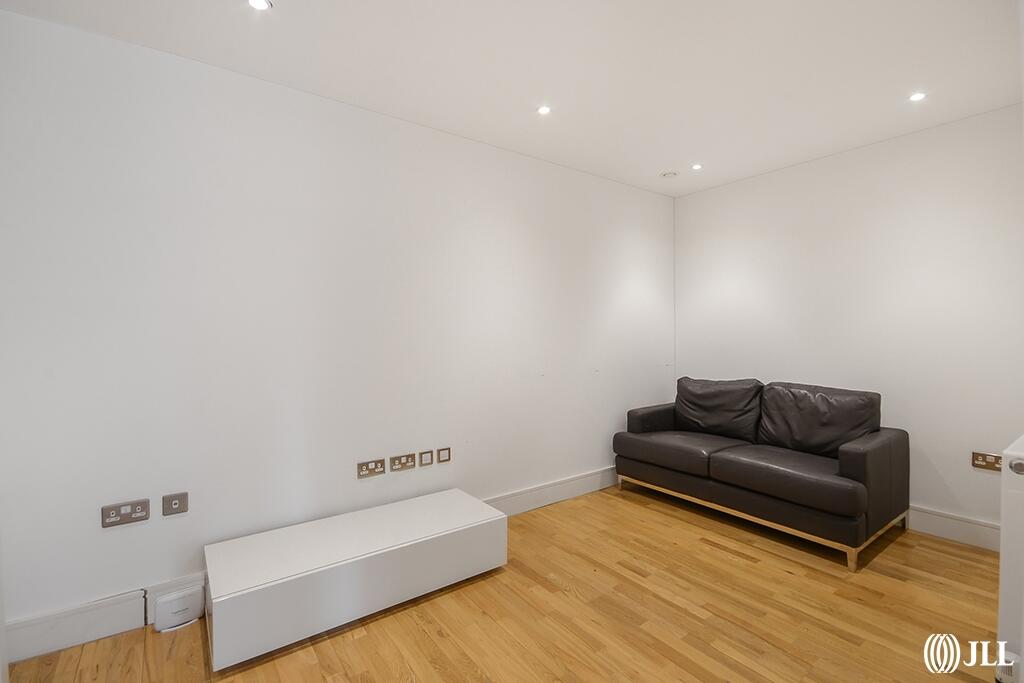 Main image of property: Indescon Court, Canary Wharf E14