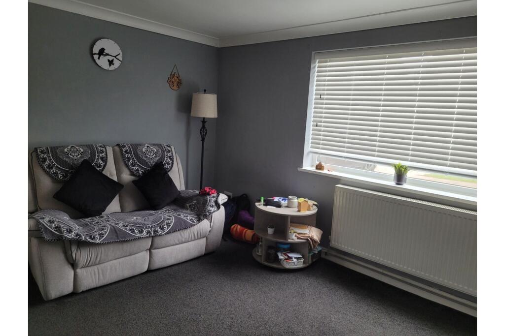 Main image of property: Heddington Way, Leicester, LE2
