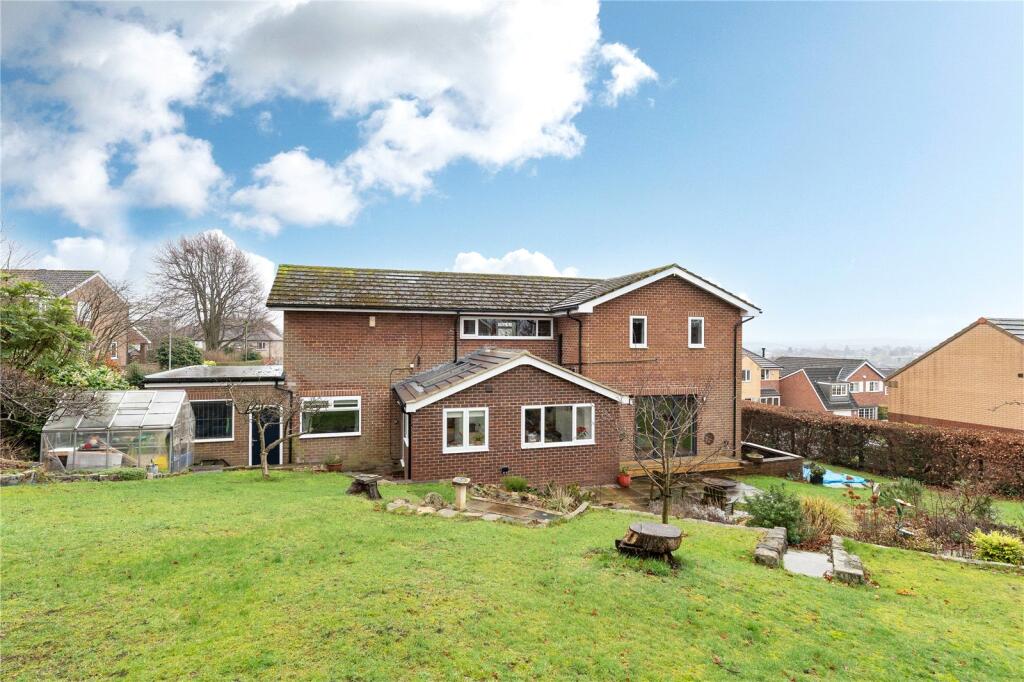 Main image of property: Blackwood Grove, Leeds, West Yorkshire