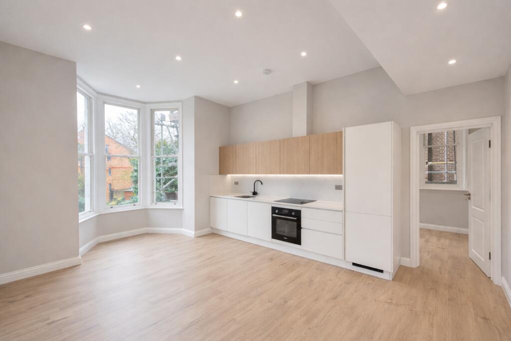 Main image of property: Montford House, 25 Queens Road, London, TW10 6JW