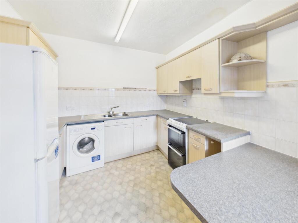 Additional image 3 of Stratford Road, Hall Green, Birmingham