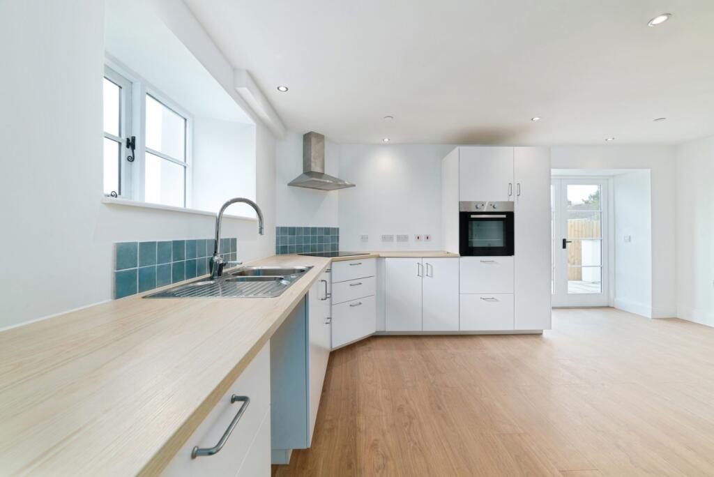 House in Swansea - More