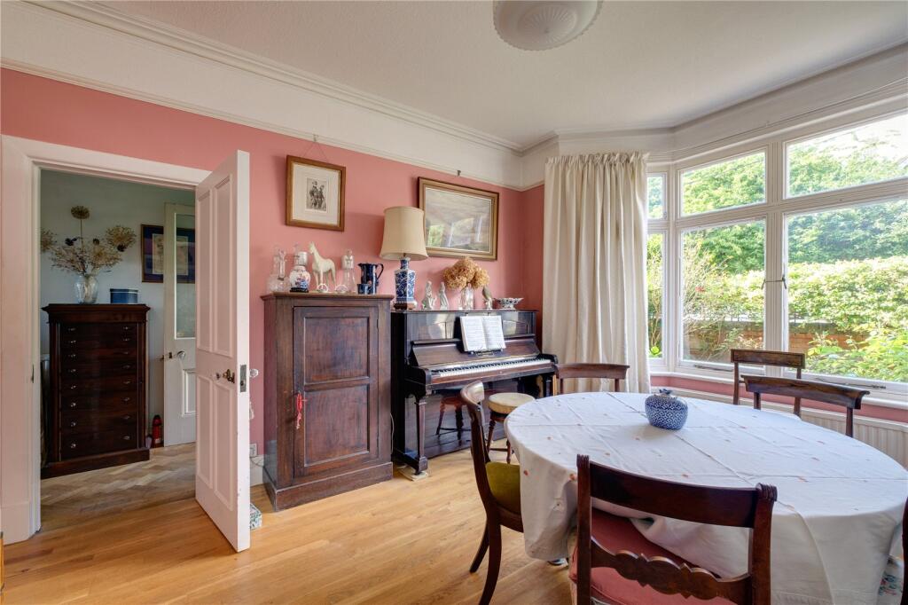 The Avenue, Sherborne, Dorset, DT9 photo 3