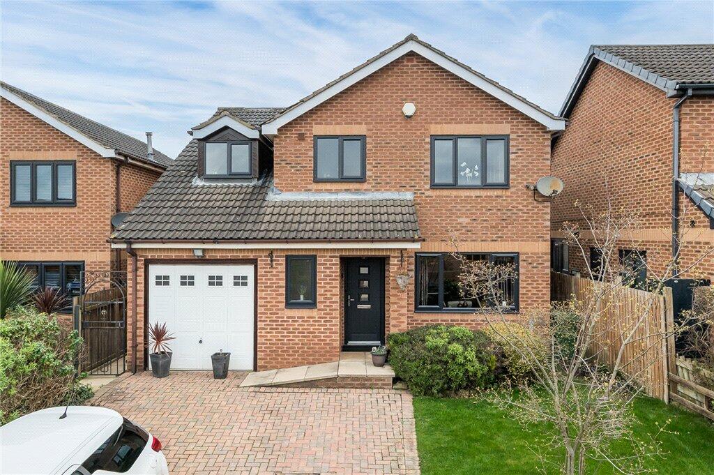 Main image of property: Upper Green Drive, Tingley, Wakefield, West Yorkshire, WF3