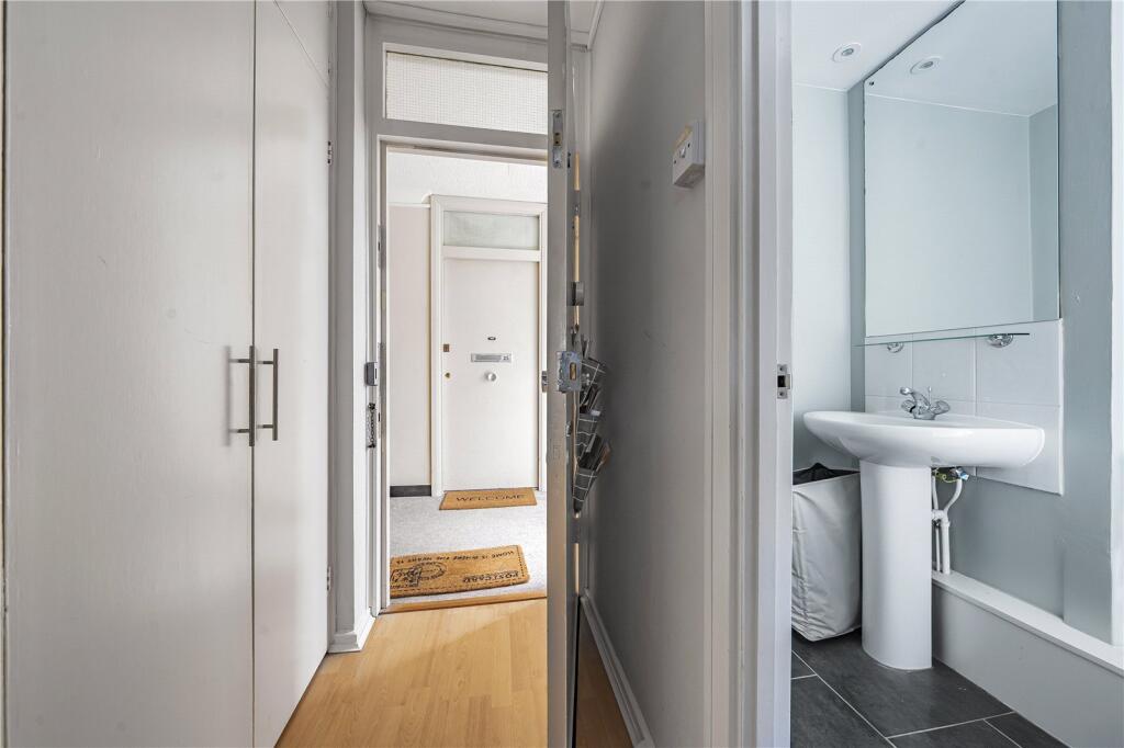 34 Keswick Road, London, SW15 photo 4