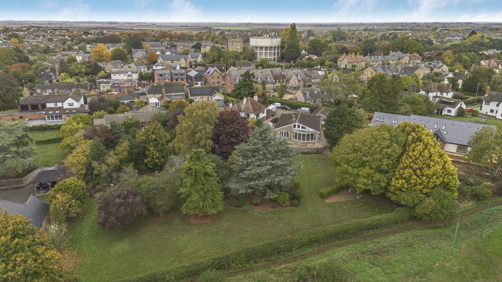 3-bed bungalow on Cambridge Road, Ely, £900,000