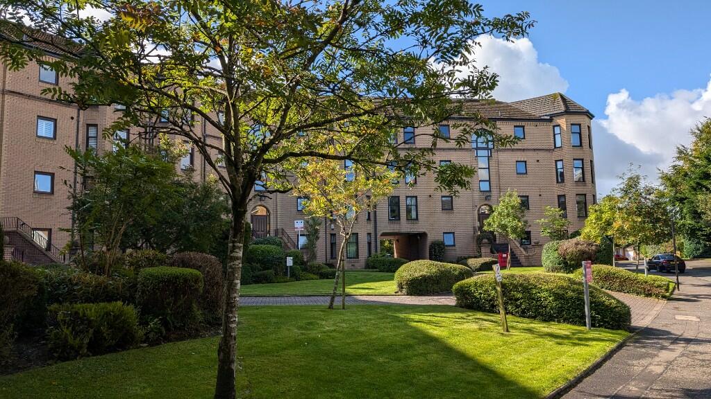 Main image of property: 27 Hughenden Gardens, Glasgow, G12