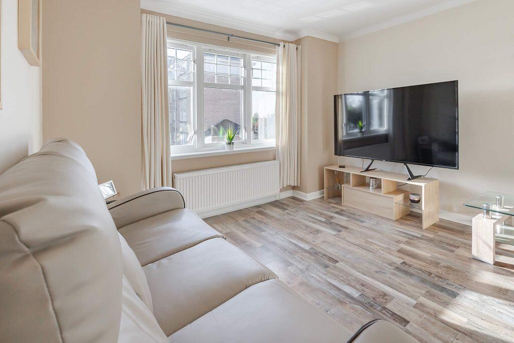 Apartment in Bathgate, Boghall - View 3