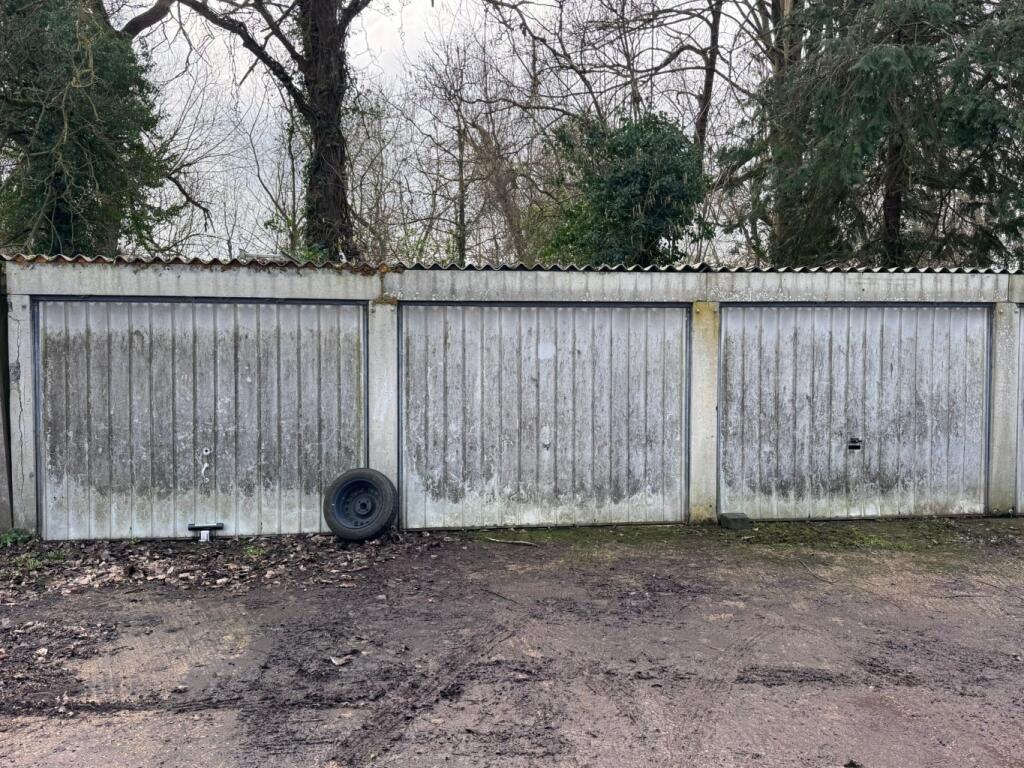 Main image of property: Thamesmead Estate, Towpath, Shepperton, Surrey, TW17