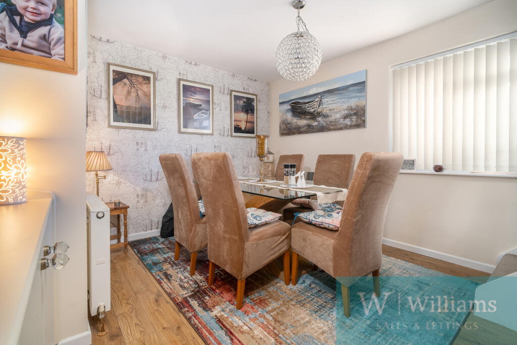 House in Wootton, Isle of Wight - More