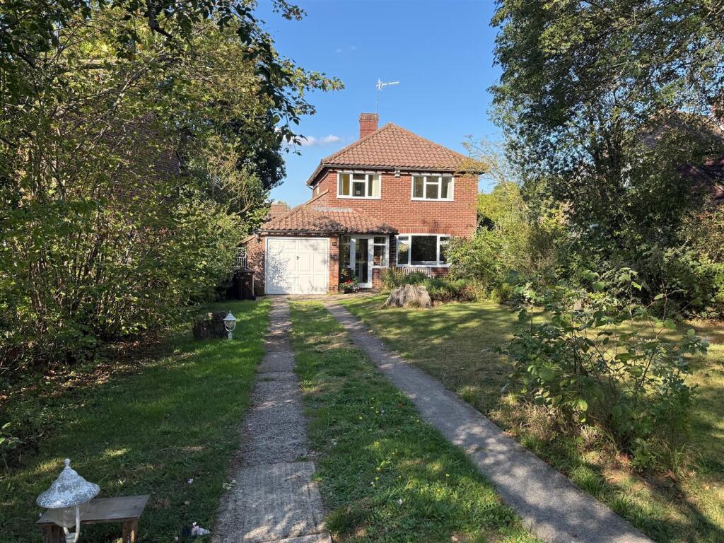 Main image of property: Knowsley Way, Hildenborough - Chain Free