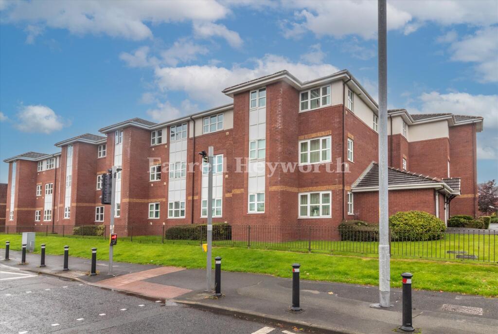 2-bed flat on Brook Court, Dorman Close, Ashton On Ribble, Preston, £110,000