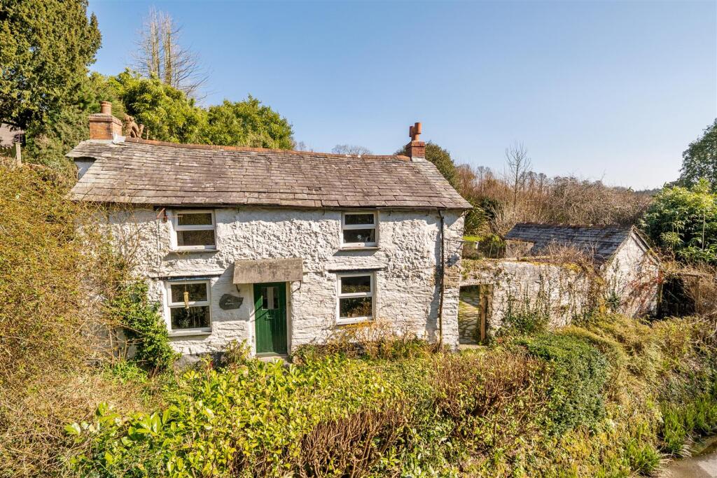 Main image of property: Burlawn, Wadebridge