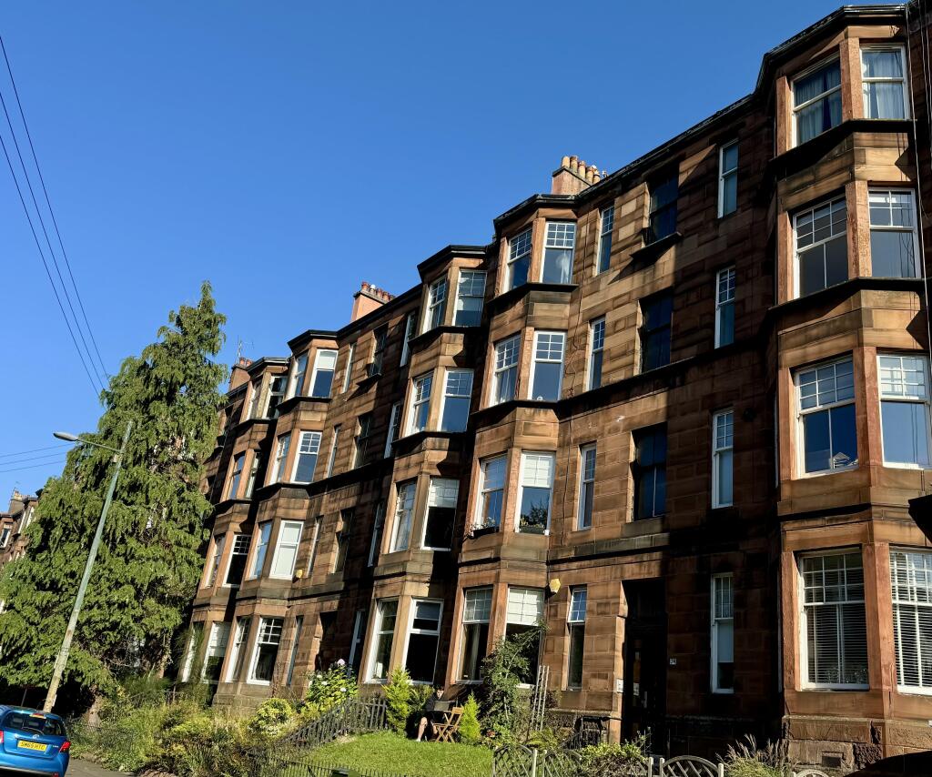 Main image of property: 2/2 34 Dudley Drive G 12 9SA, G12