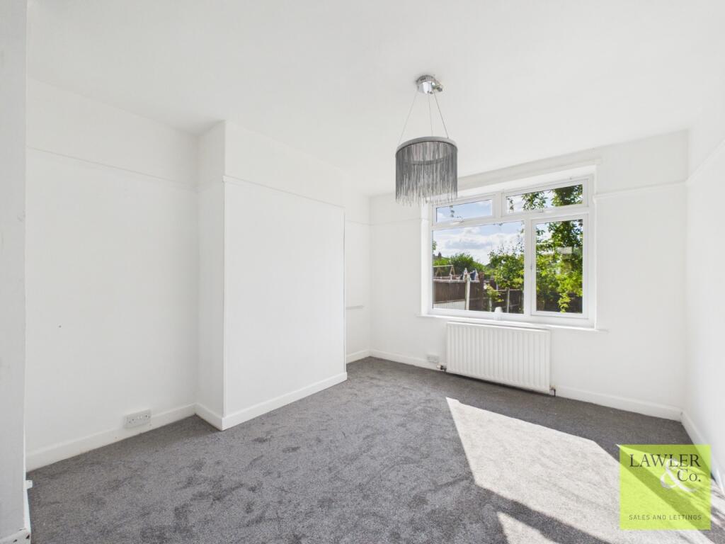 House in Stockport, Bridgehall, Adswood - More
