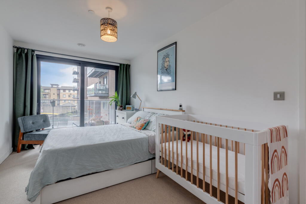 Apartment in London - View 2
