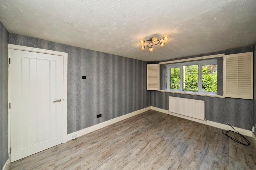 Apartment in Chester - View 5