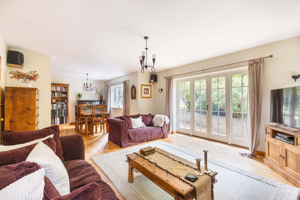 Homewood Road, Langton Green, TN3 photo 3