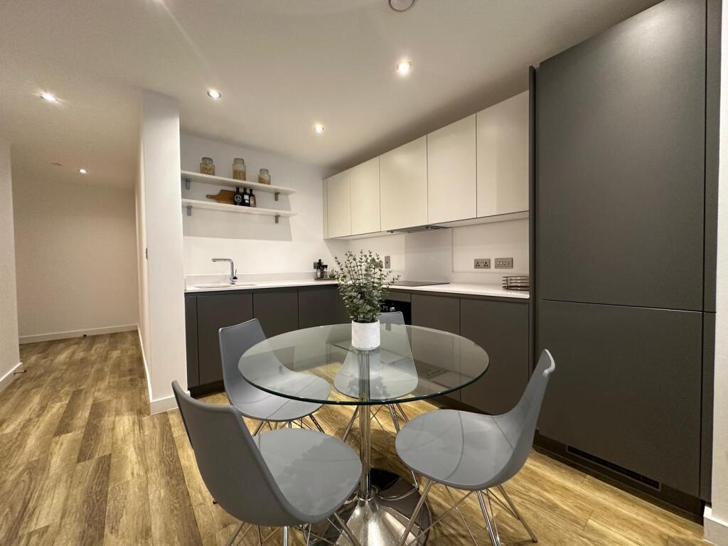 Apartment in Manchester - View 3