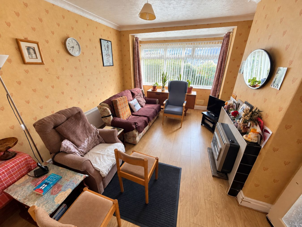 Roxholme Place, Leeds, LS7 photo 2