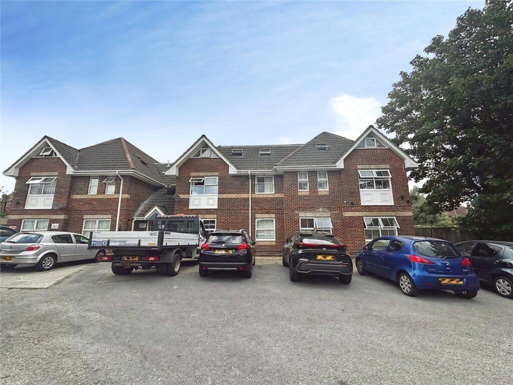 Main image of property: Edwina Close, Southampton, Hampshire, SO19