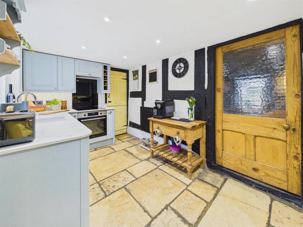 House in Gloucester - More