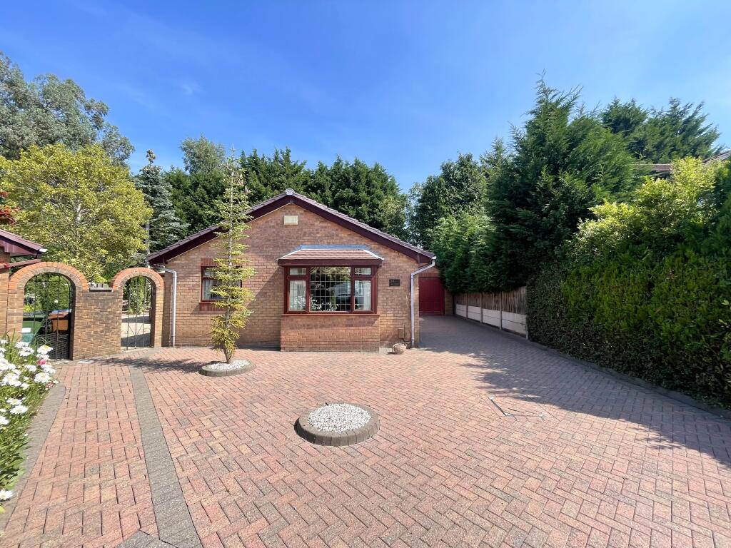 Main image of property: Victoria Avenue, Bredbury
