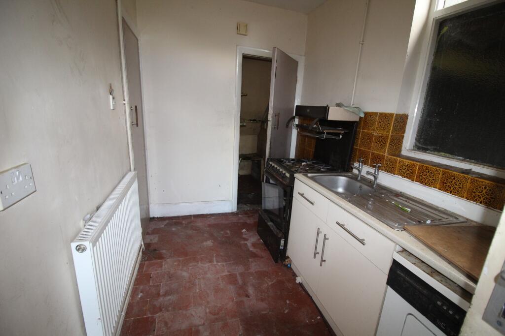 4 Ashforth Avenue, Heanor, Derbyshire DE75 7NH photo 5