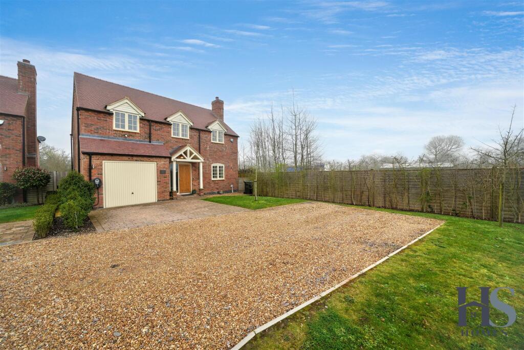 Main image of property: Cut Throat Lane, Hockley Heath