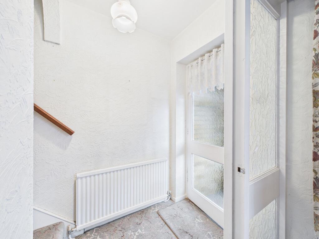 House in Thurrock, Essex - View 6