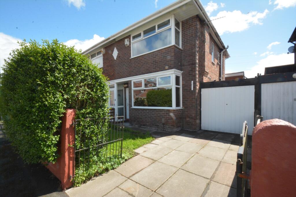 Main image of property: Keston Avenue, Droylsden, M43