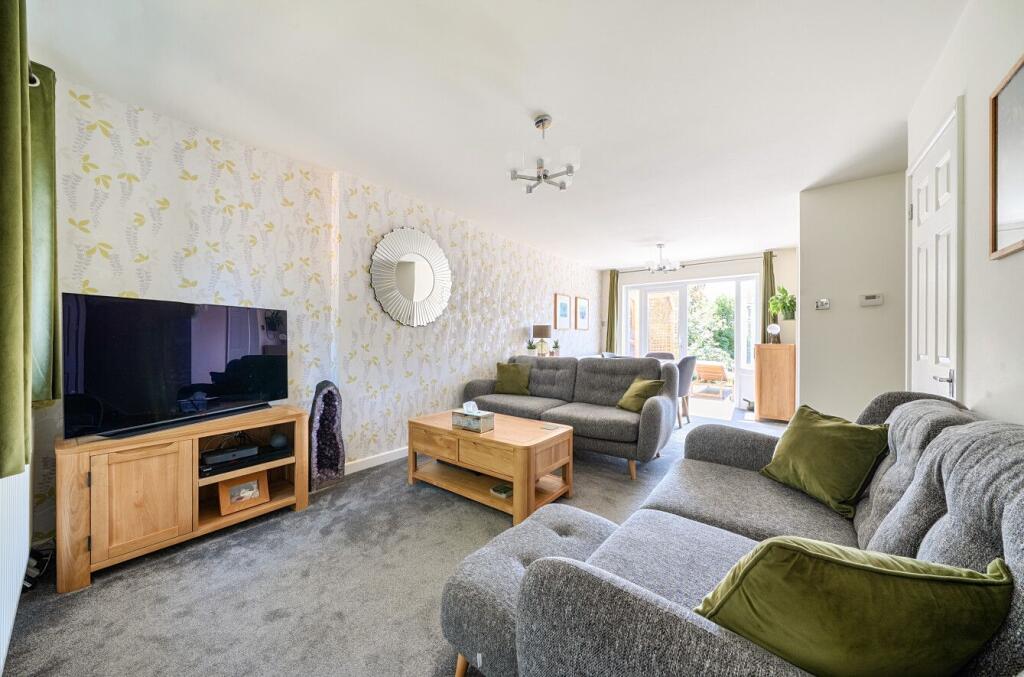 Hood Close, Glastonbury, BA6 photo 5