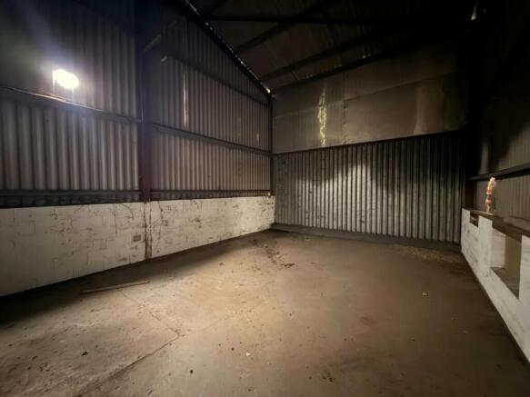 Piccards Barn.jpg