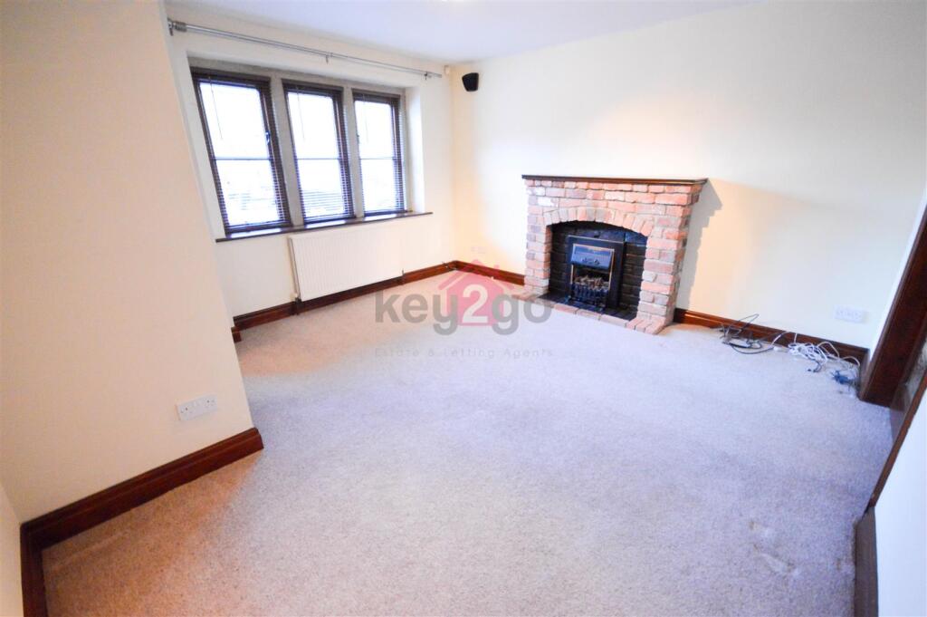 House in North East Derbyshire, Eckington - View 3