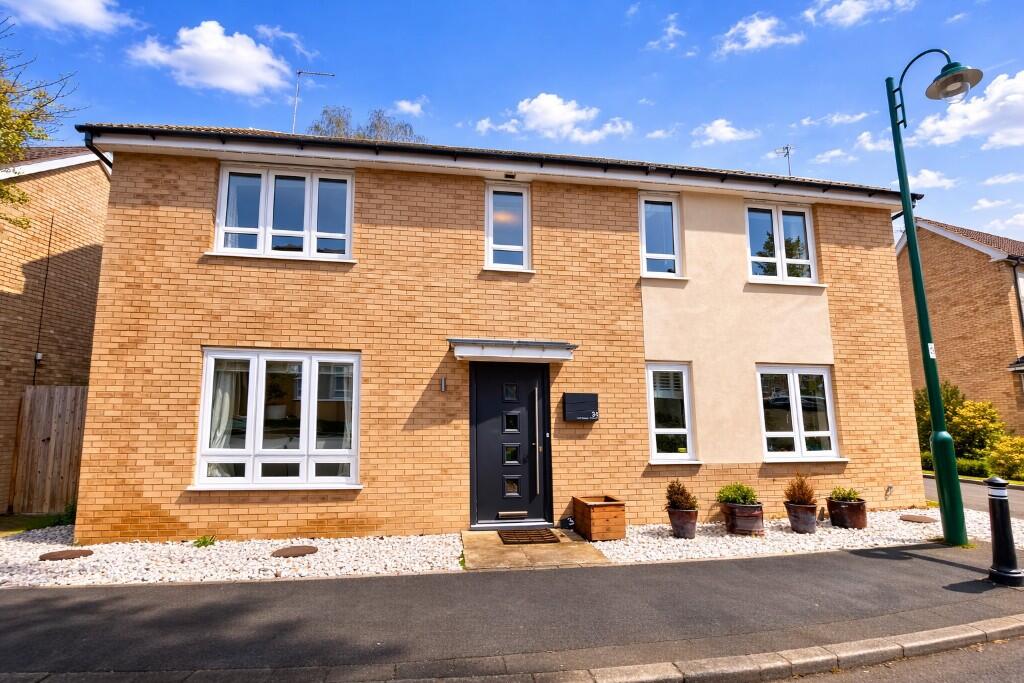Main image of property: Mid Water Crescent, Hampton Vale, Peterborough, Cambridgeshire, PE7