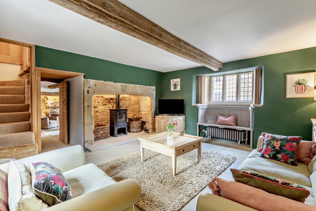 House in King's Cliffe - More