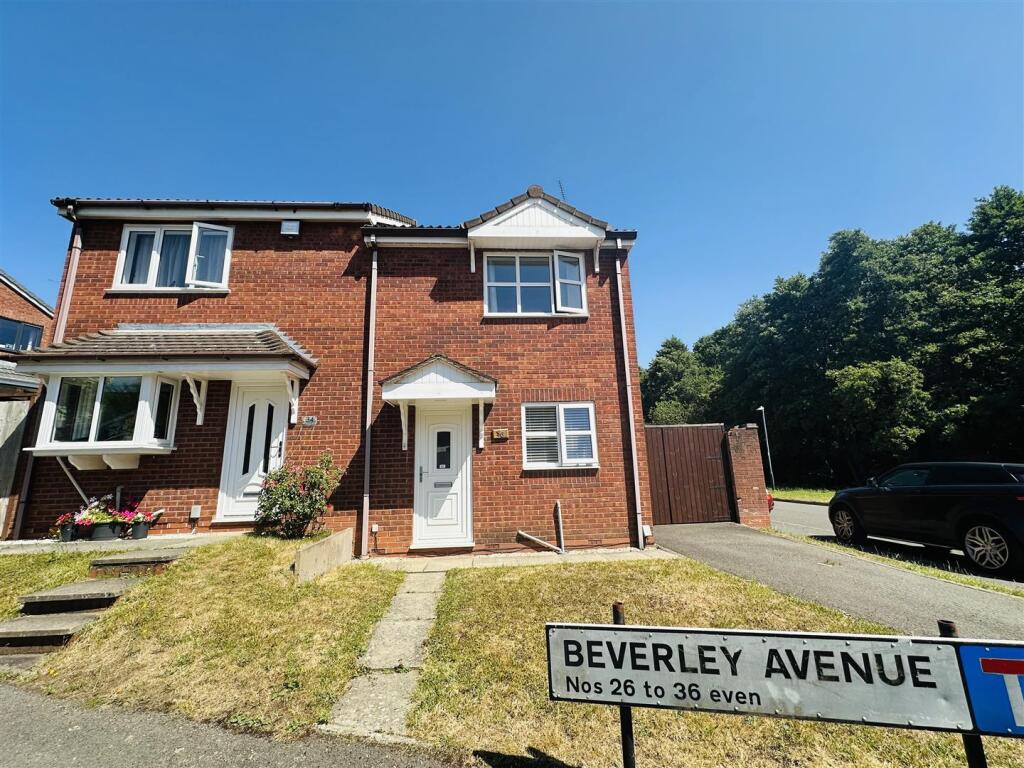 Main image of property: Beverley Avenue, Nuneaton, CV10 9SH