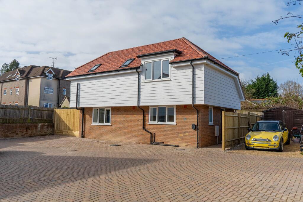 Main image of property: Queens Road, Haywards Heath, RH16