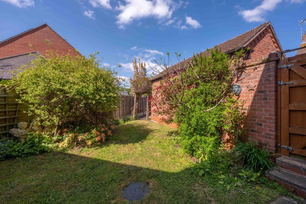 House in Stratford-on-Avon, Stratford-upon-Avon - More