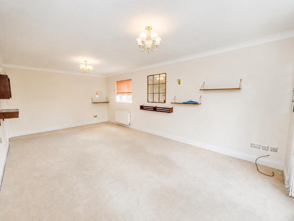 Apartment in Sefton, Liverpool City Region - View 4