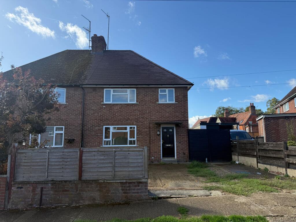 Main image of property: Barwell, Wantage, OX12